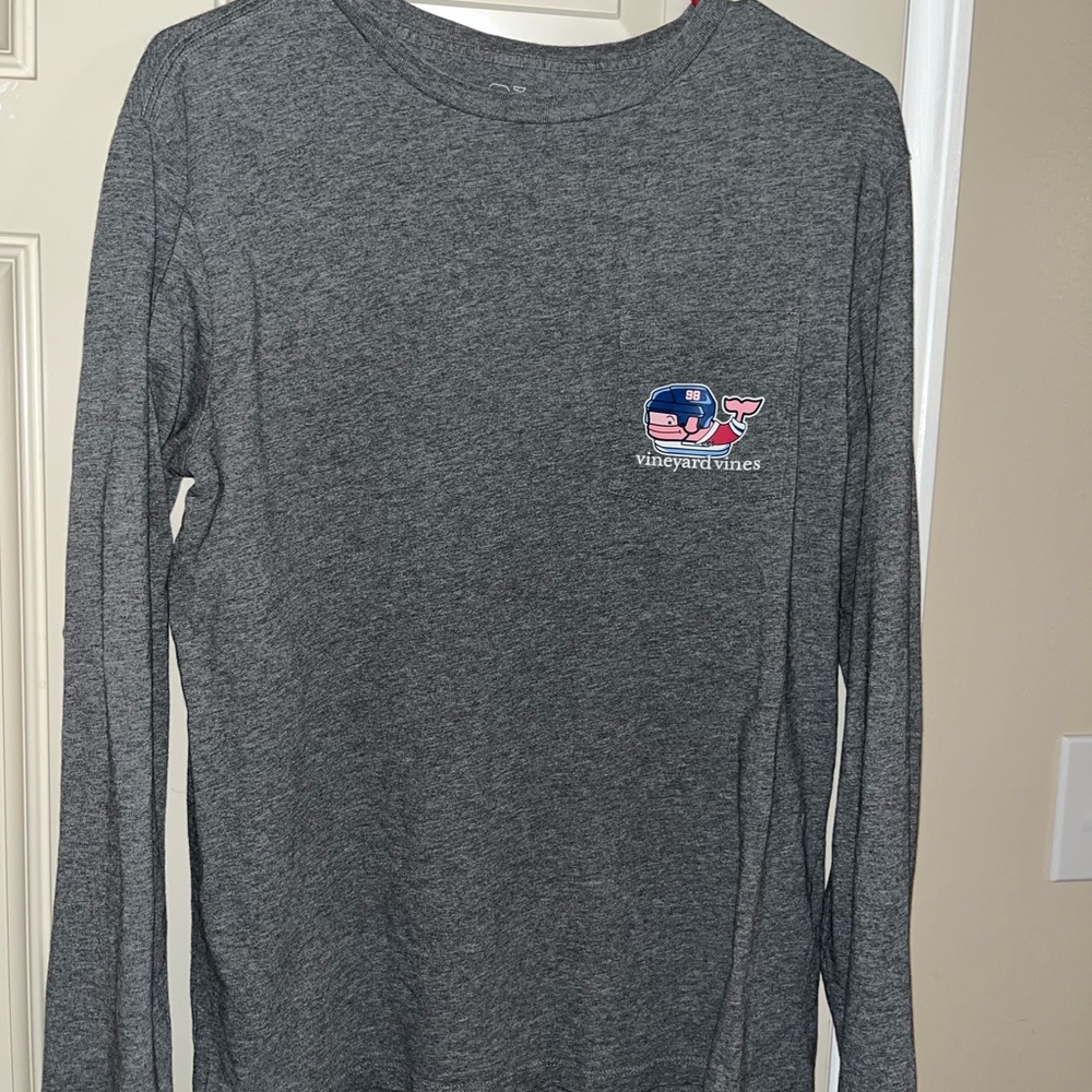 Vineyard Vines Heather Gray Crewneck Tee